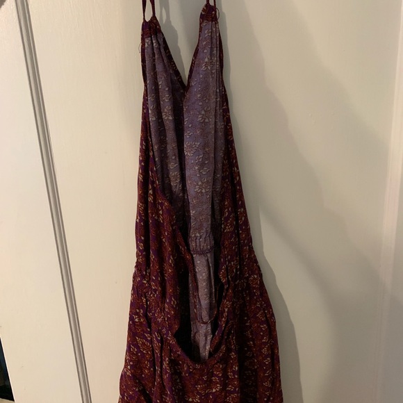 Floral backless romper! - Picture 4 of 6